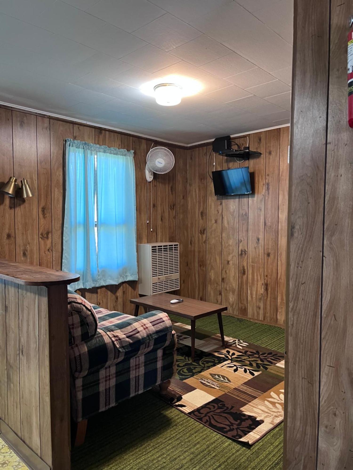 New Post Musky Joe'S Twin Pines Resort מראה חיצוני תמונה